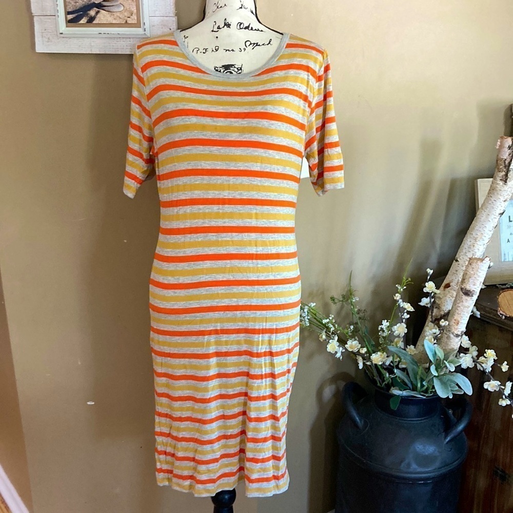 LuLaRoe size large striped dress womenโs orange yellow gray